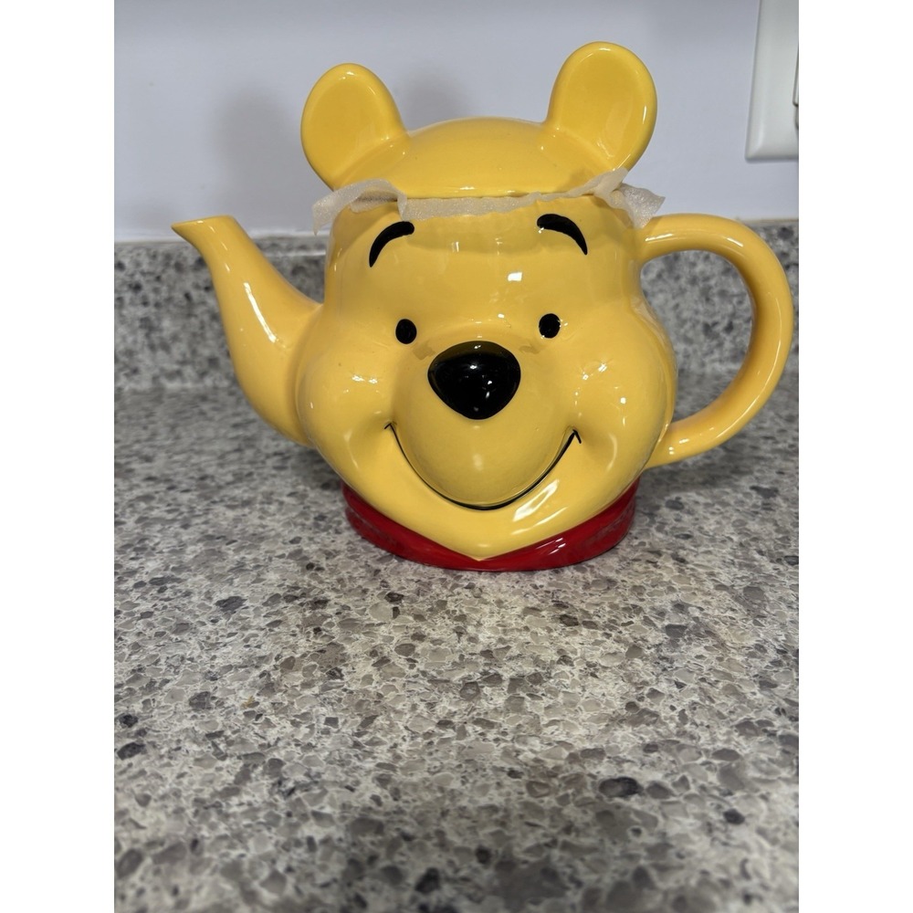 NEW Disney Winnie The Pooh Ceramic Teapot